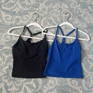 Outdoor Voices Black and Blue Fitted Crop Camisoles
